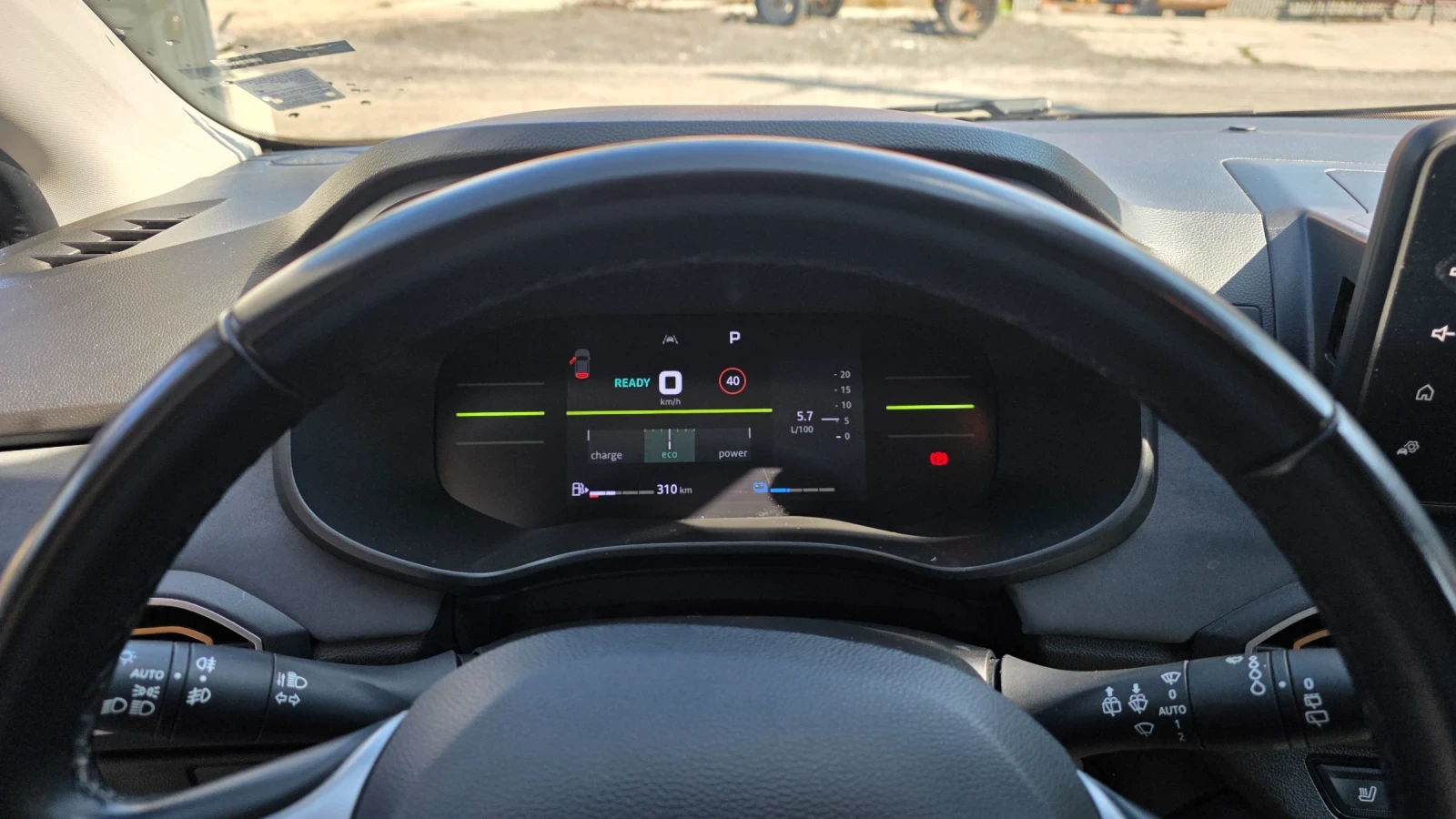 Dacia Jogger Dacia Jogger 1. 6 Hybrid Extreme (7 места)   2024 , снимка 10 - Автомобили и джипове - 56051852