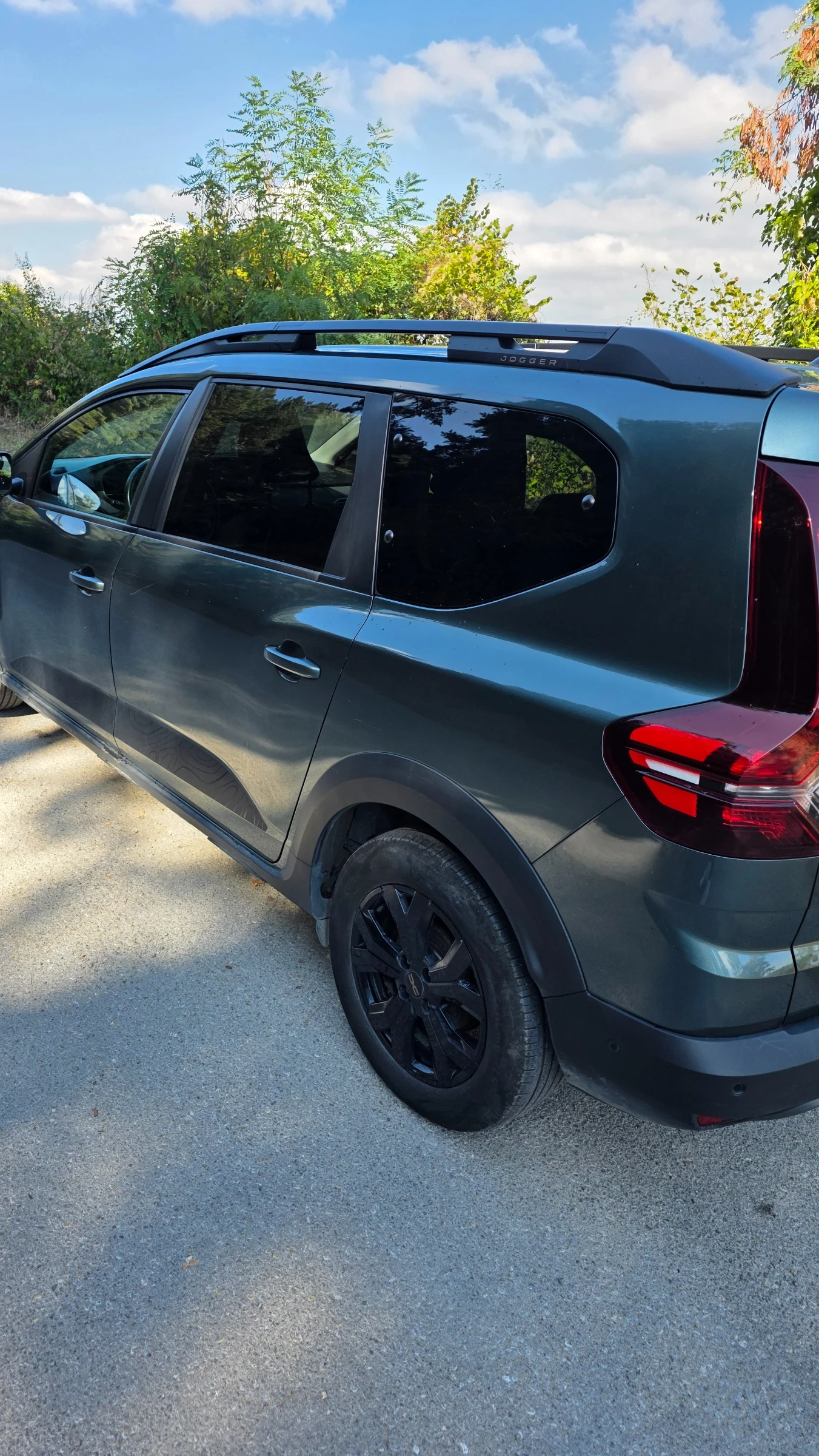 Dacia Jogger Dacia Jogger 1. 6 Hybrid Extreme (7 места)   2024 , снимка 2 - Автомобили и джипове - 56051852