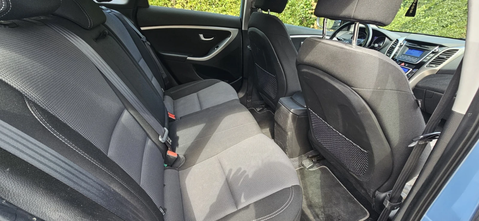 Hyundai I30 комби, снимка 12 - Автомобили и джипове - 56056908