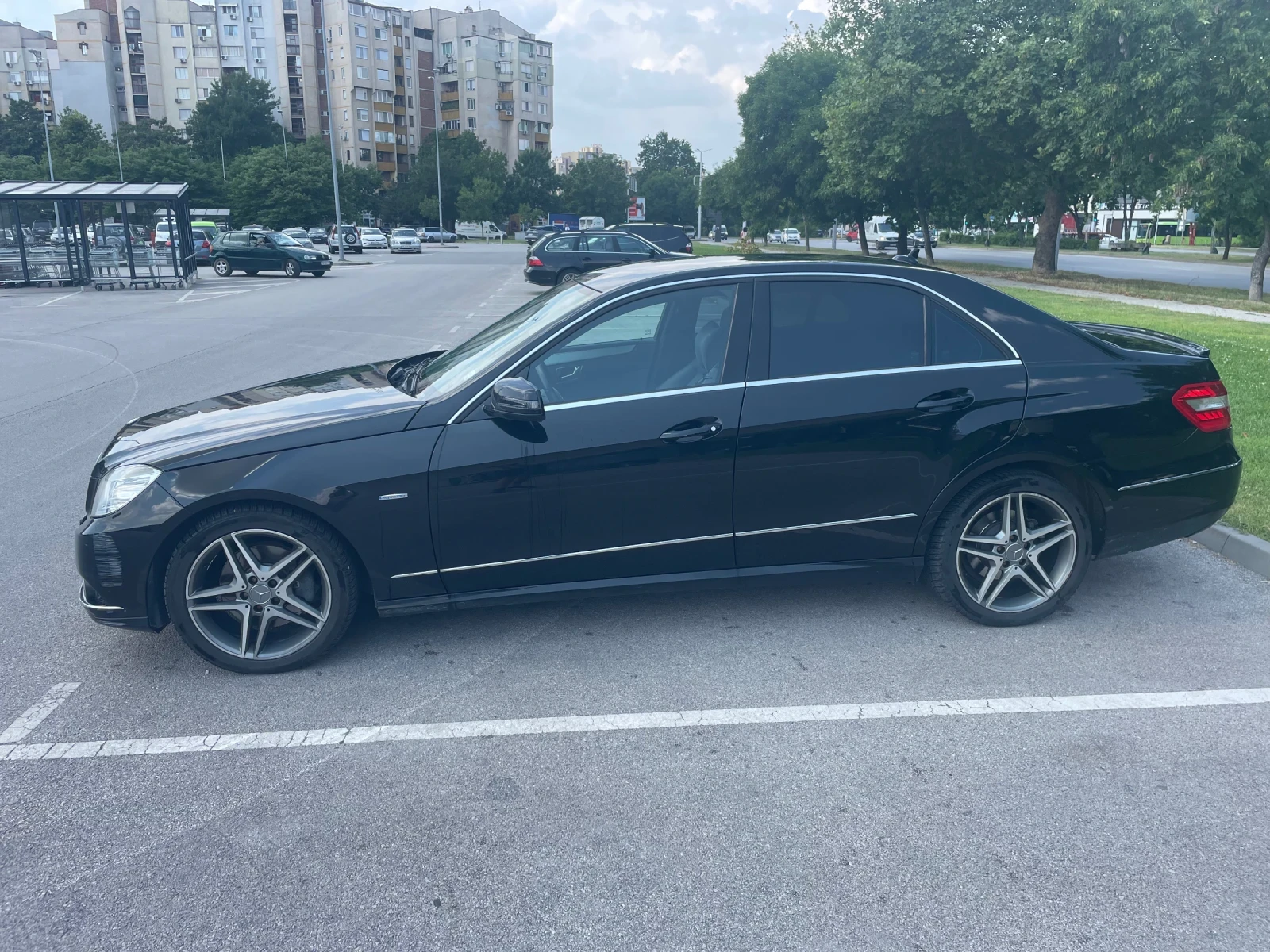Mercedes-Benz E 250, снимка 3 - Автомобили и джипове - 56107475