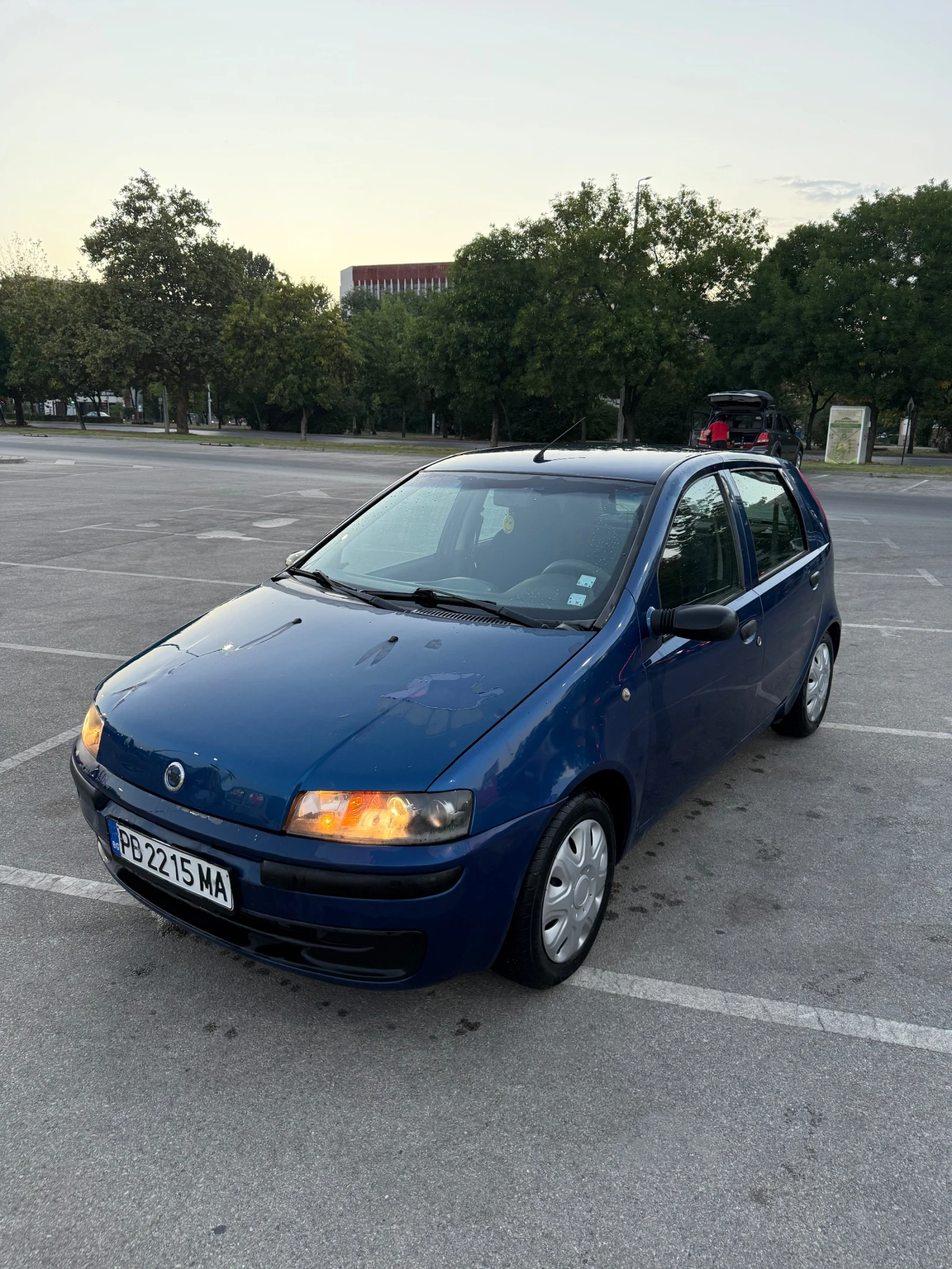 Fiat Punto, снимка 2 - Автомобили и джипове - 56273950