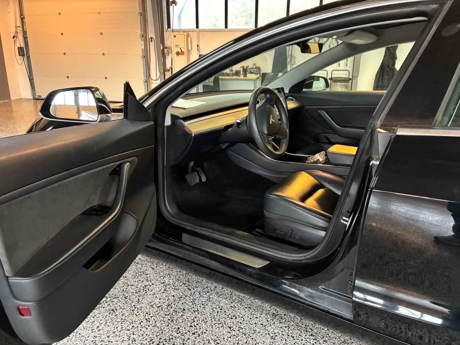 Tesla Model 3 Long Range | Dual Motor, снимка 9 - Автомобили и джипове - 56649542