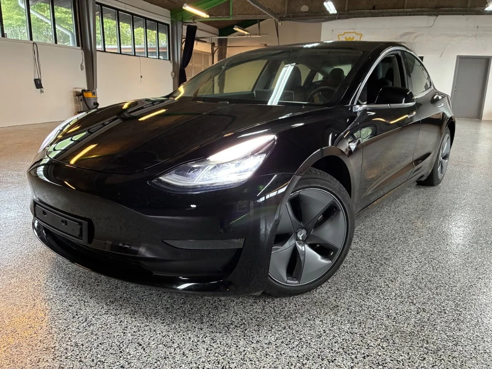 Tesla Model 3 Long Range | Dual Motor