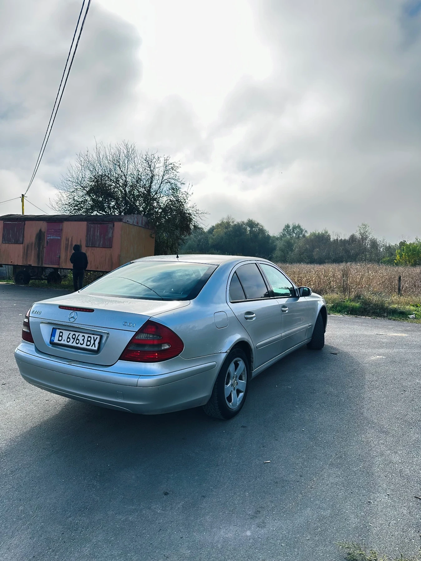 Mercedes-Benz E 220 2.2 дизел 150к.с, снимка 5 - Автомобили и джипове - 56658720