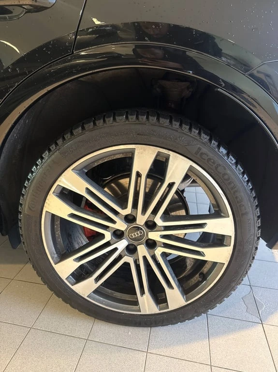 Audi SQ5 * Technik * CARFAX * БЕЗ ПЪРВОНАЧАЛНА ВНОСКА, снимка 13 - Автомобили и джипове - 52886076