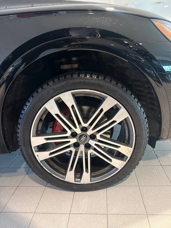 Audi SQ5 * Technik * CARFAX * БЕЗ ПЪРВОНАЧАЛНА ВНОСКА, снимка 16 - Автомобили и джипове - 52886076