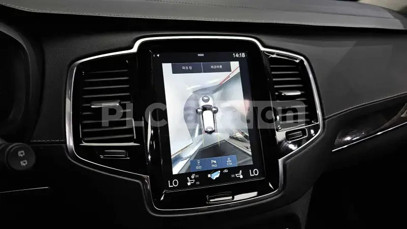 Volvo Xc90 T6 Inscription / B &W / PANO / ОБДУХ  , снимка 14 - Автомобили и джипове - 54214551