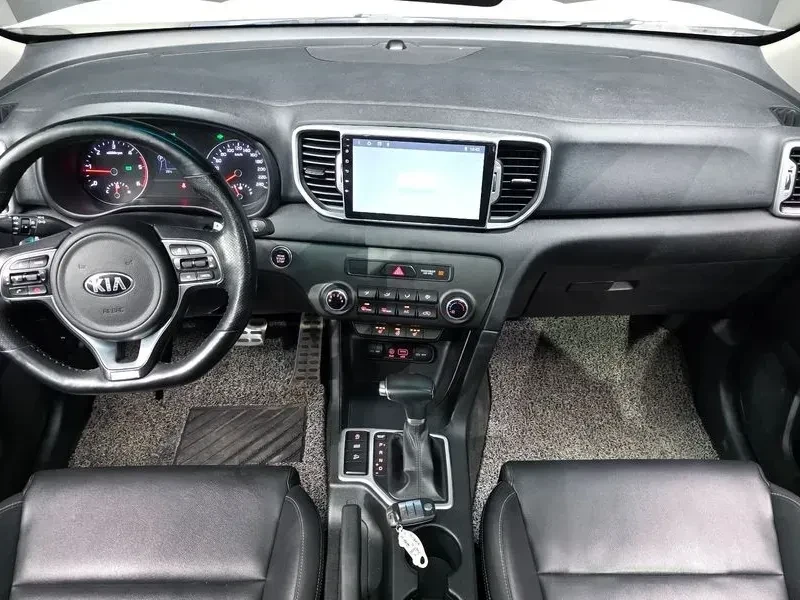 Kia Sportage * Th Generation Diesel * 1.7 * 2Wd * Noblesse, снимка 15 - Автомобили и джипове - 55058166