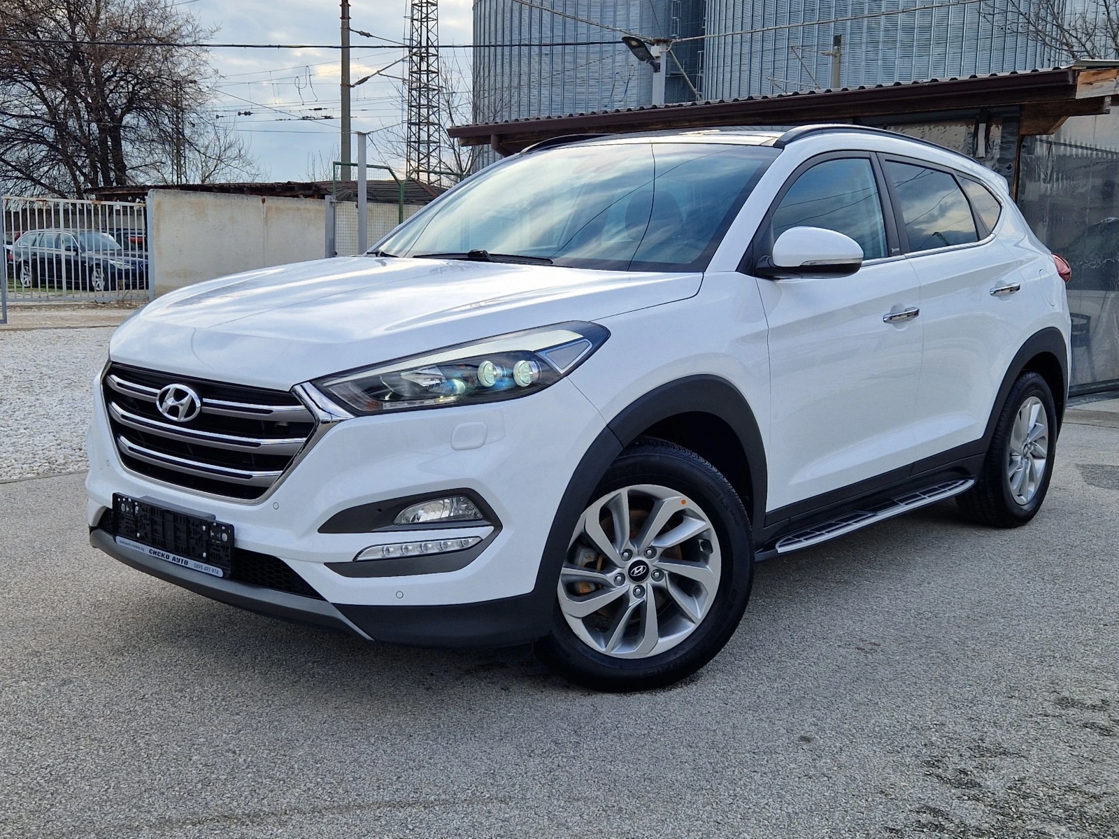 Hyundai Tucson CAMERA* PANORAMA* KEYLESS* LANE Ass* EURO6 - изображение 4