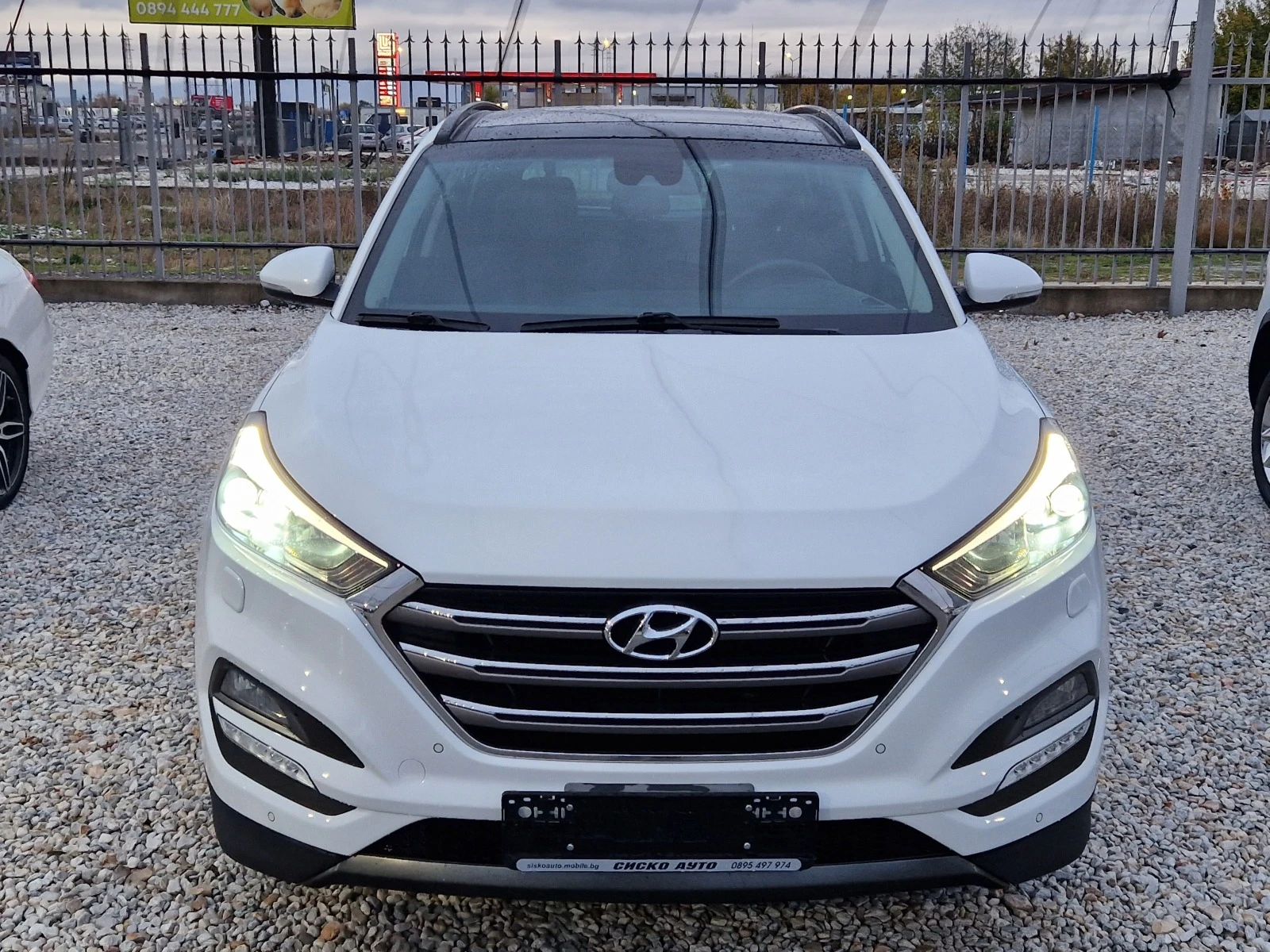 Hyundai Tucson CAMERA* PANORAMA* KEYLESS* LANE Ass* EURO6 - изображение 3