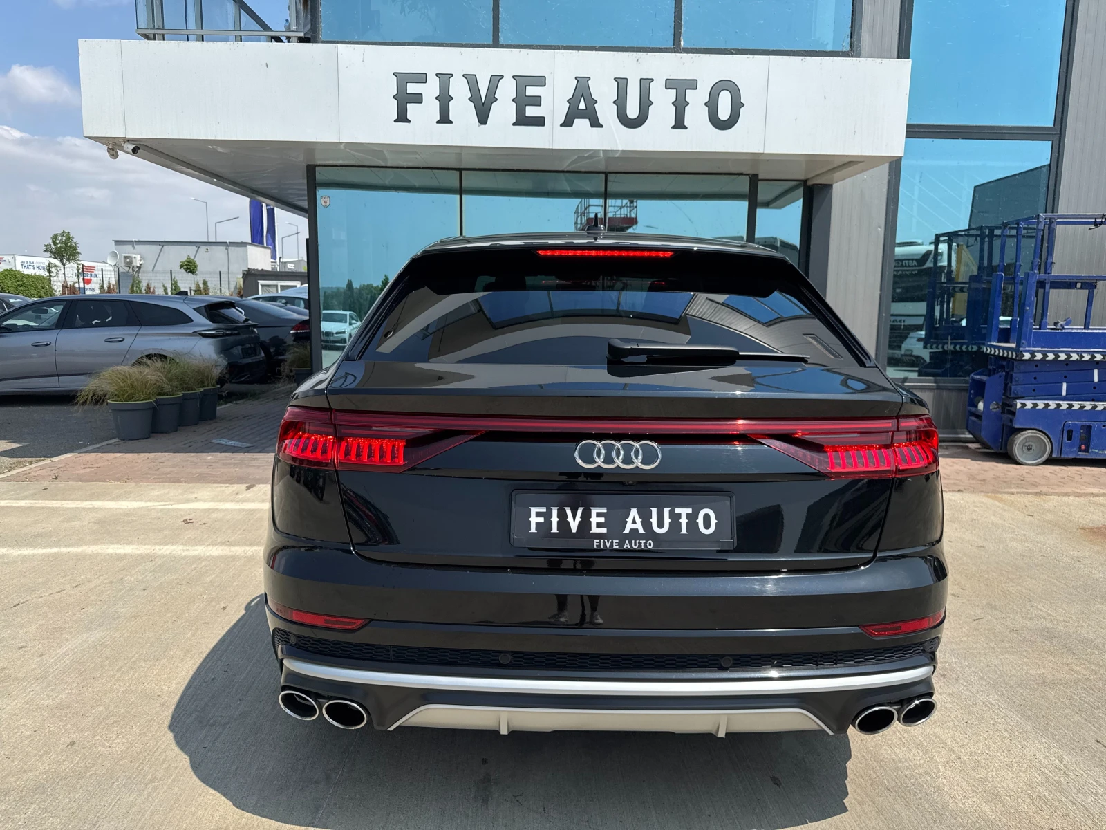 Audi SQ8 / 4.0 TFSI V8 / НАЛИЧНА - изображение 6