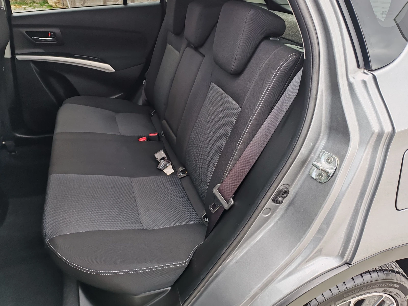 Suzuki SX4 S-Cross 1.6DDiS 2wd  | Mobile.bg   13