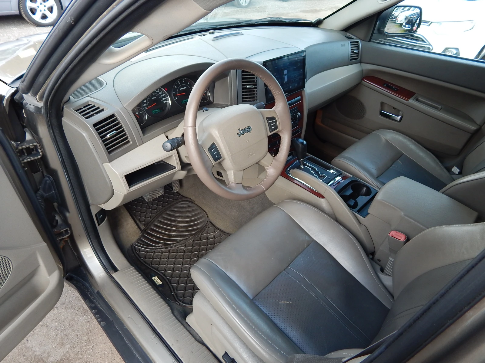 Jeep Grand cherokee 3.0CRD* LIMITED* , снимка 9 - Автомобили и джипове - 54339628