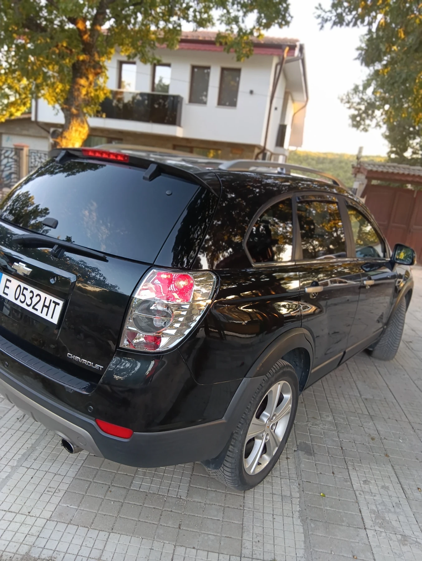 Chevrolet Captiva 2.2 CRDI, снимка 5 - Автомобили и джипове - 56377466