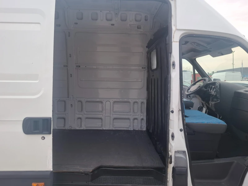 Iveco Daily 35с13/Клима/Макси, снимка 12 - Бусове и автобуси - 48589452