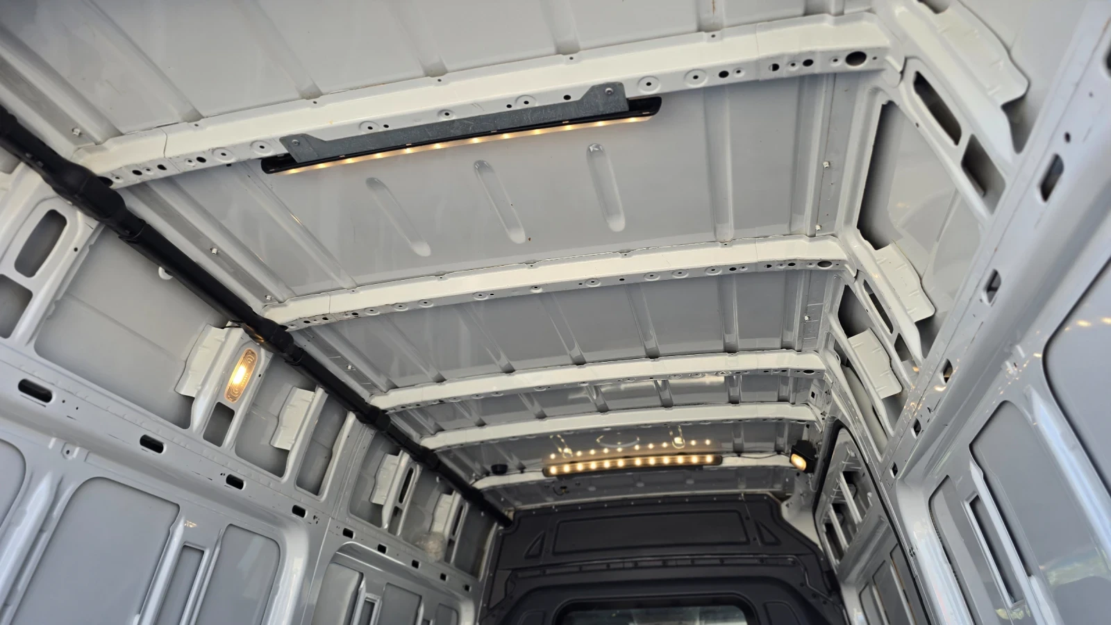 Mercedes-Benz Sprinter 316, снимка 7 - Бусове и автобуси - 56379308