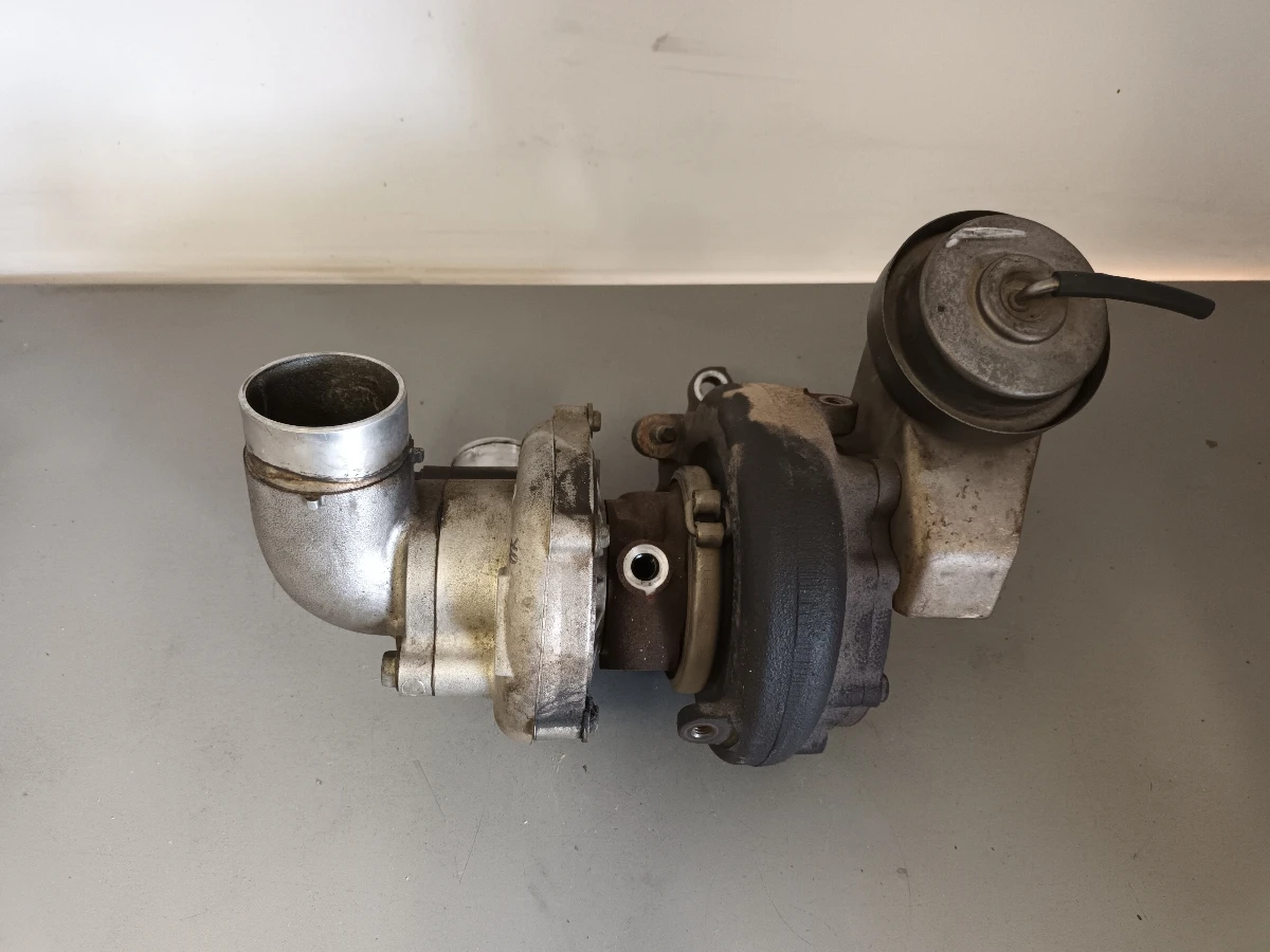    4 2.2  | Mobile.bg   1