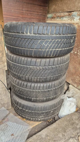 Гуми Зимни 225/50R18, снимка 2 - Гуми и джанти - 48630652