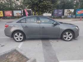 Обява за продажба на Chevrolet Cruze 1.8i ~12 500 лв. - изображение 5
