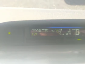 Toyota Prius    | Mobile.bg    5
