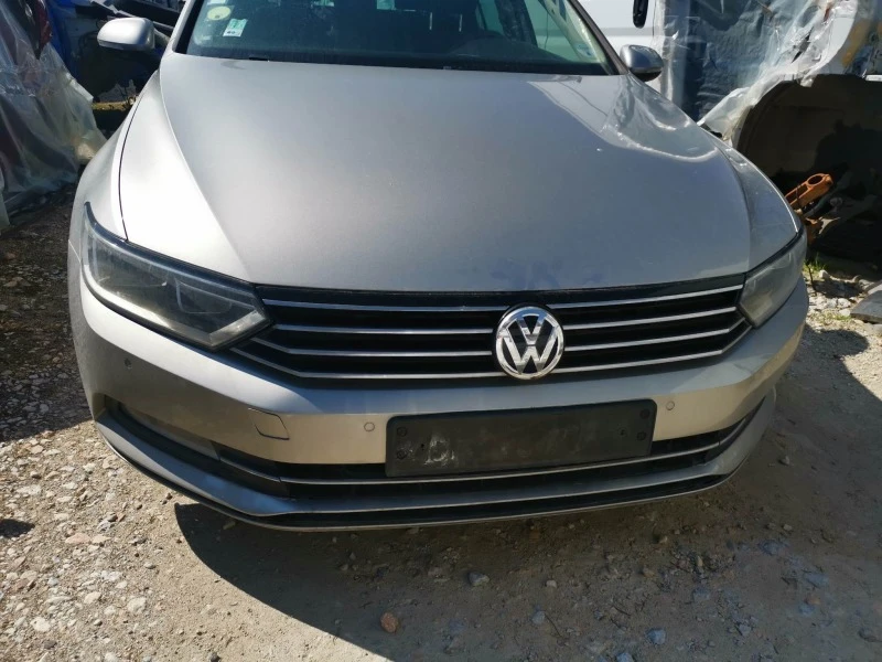 VW Passat 1.6 tdi, снимка 3 - Автомобили и джипове - 40168033