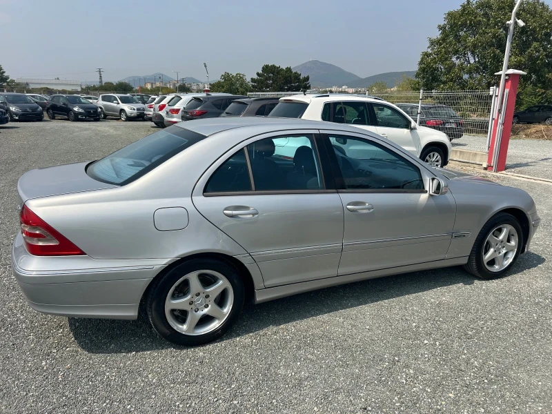 Mercedes-Benz C 220 (KATO НОВА), снимка 5 - Автомобили и джипове - 46998148