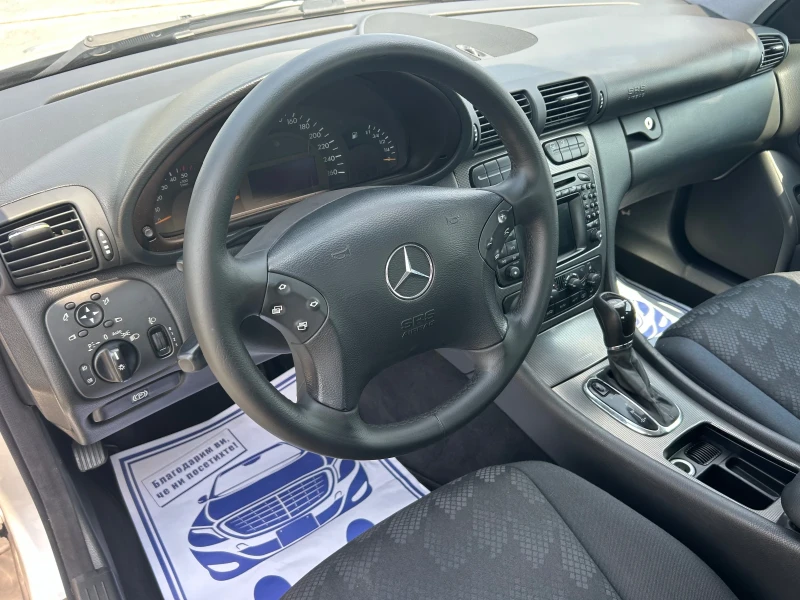 Mercedes-Benz C 220 (KATO НОВА), снимка 12 - Автомобили и джипове - 46998148