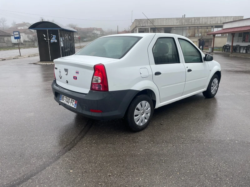 Dacia Logan 1.4i, снимка 3 - Автомобили и джипове - 48303422