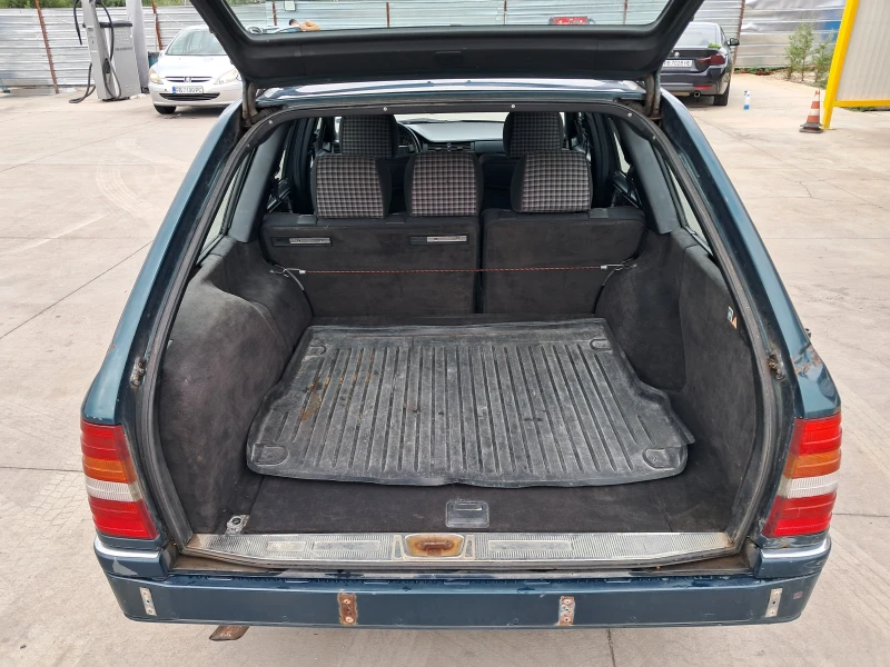 Mercedes-Benz E 300, снимка 7 - Автомобили и джипове - 52510652