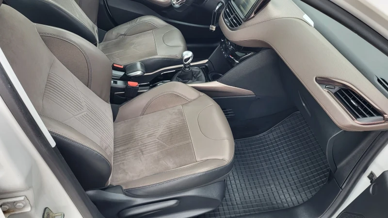 Peugeot 2008 1.6E-HDI-115 ALLURE* PANORAMA* KOJA* JBL, снимка 9 - Автомобили и джипове - 52303462