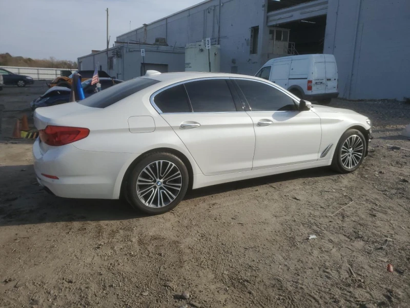 BMW 540 Keyless/Камера за задно виждане, снимка 3 - Автомобили и джипове - 52611268