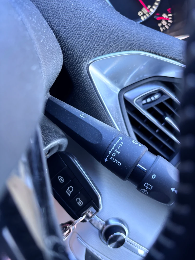 Peugeot 308, снимка 11 - Автомобили и джипове - 52790762