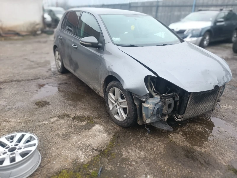 VW Golf 1.6 benzin gaz, снимка 4 - Автомобили и джипове - 53380053