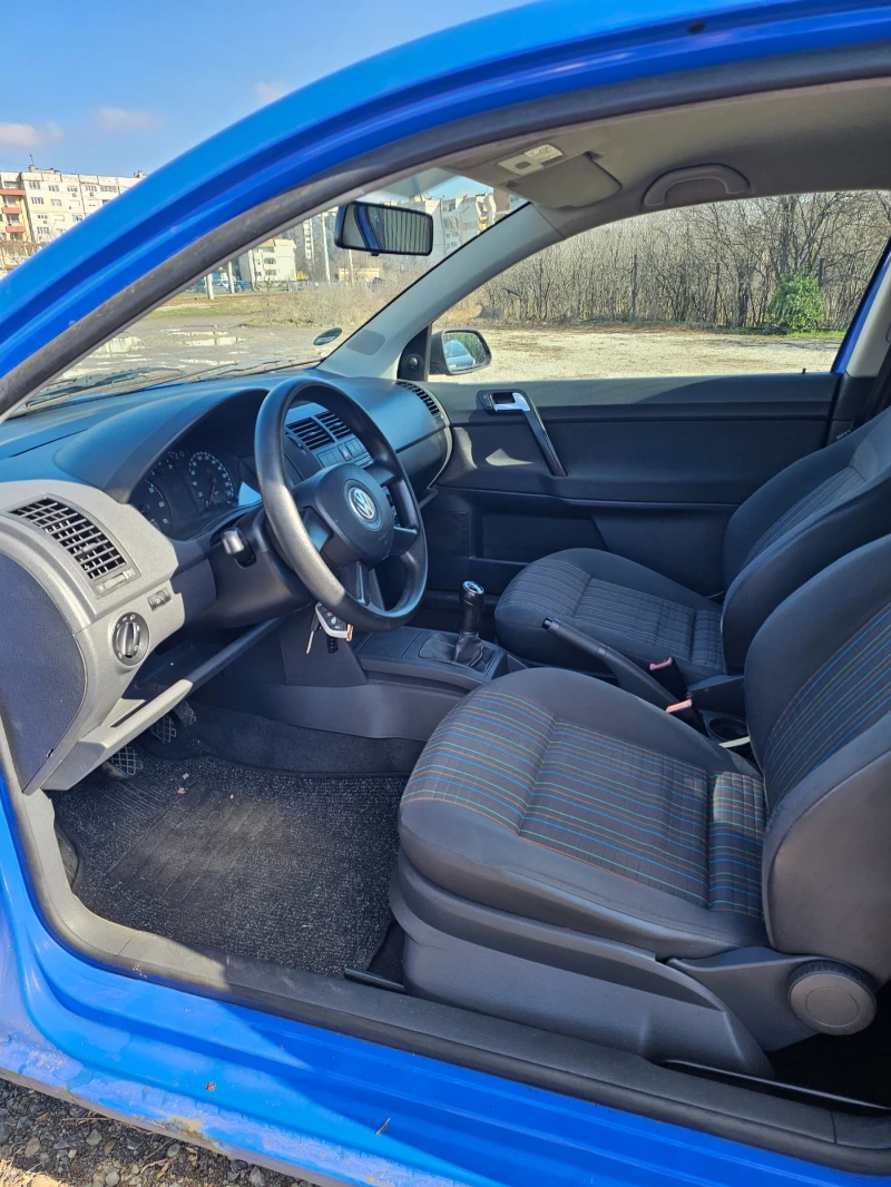 VW Polo 1.4i 75hp 2006g, снимка 6 - Автомобили и джипове - 53498040