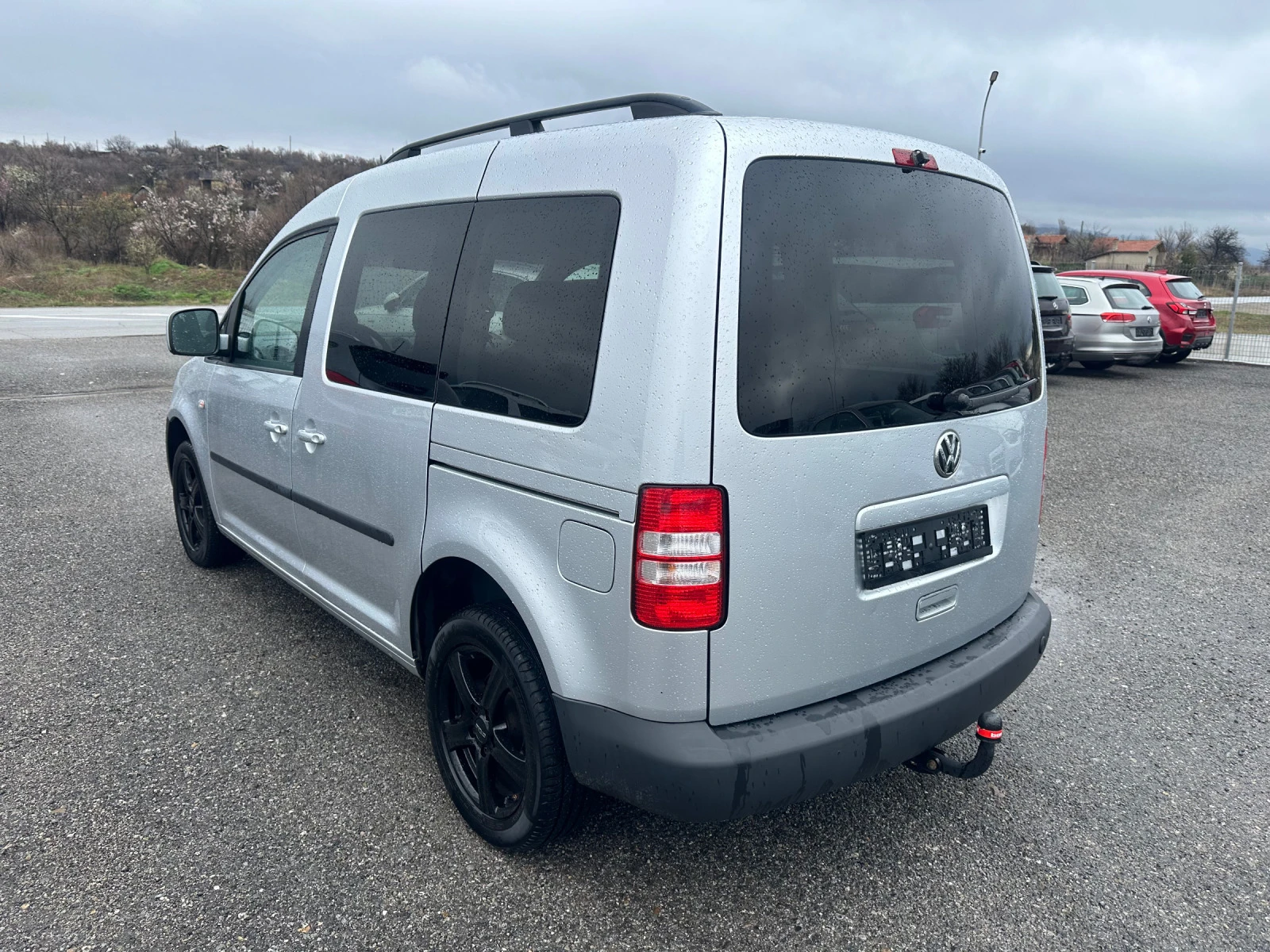 VW Caddy 1.6TDI* КАМЕРА* ПОДГРЕВ* НАВИ - изображение 5