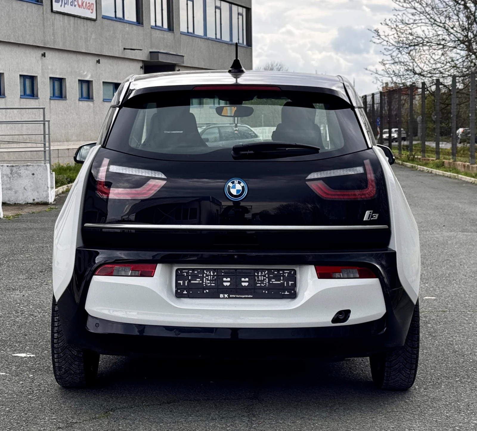 BMW i3 120Ah - изображение 4