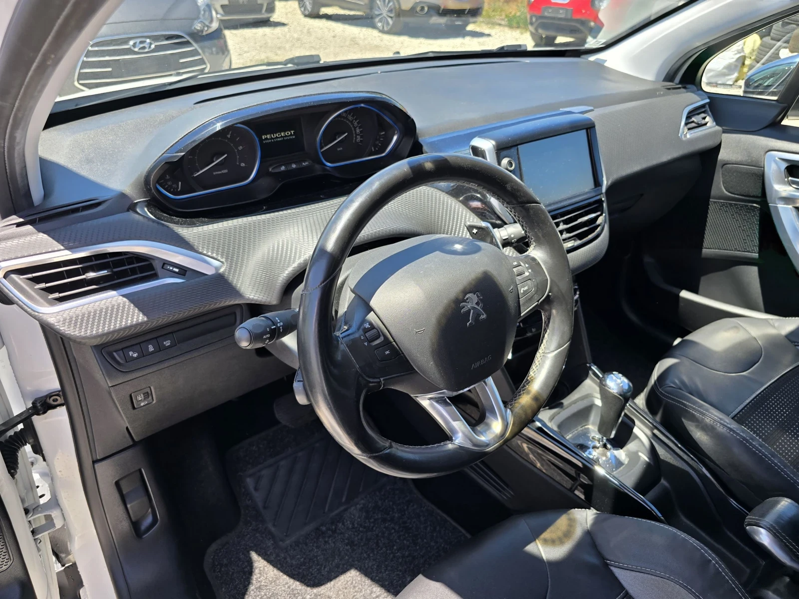 Peugeot 2008 1.6 HDI AUTOMAT EURO5B - изображение 8