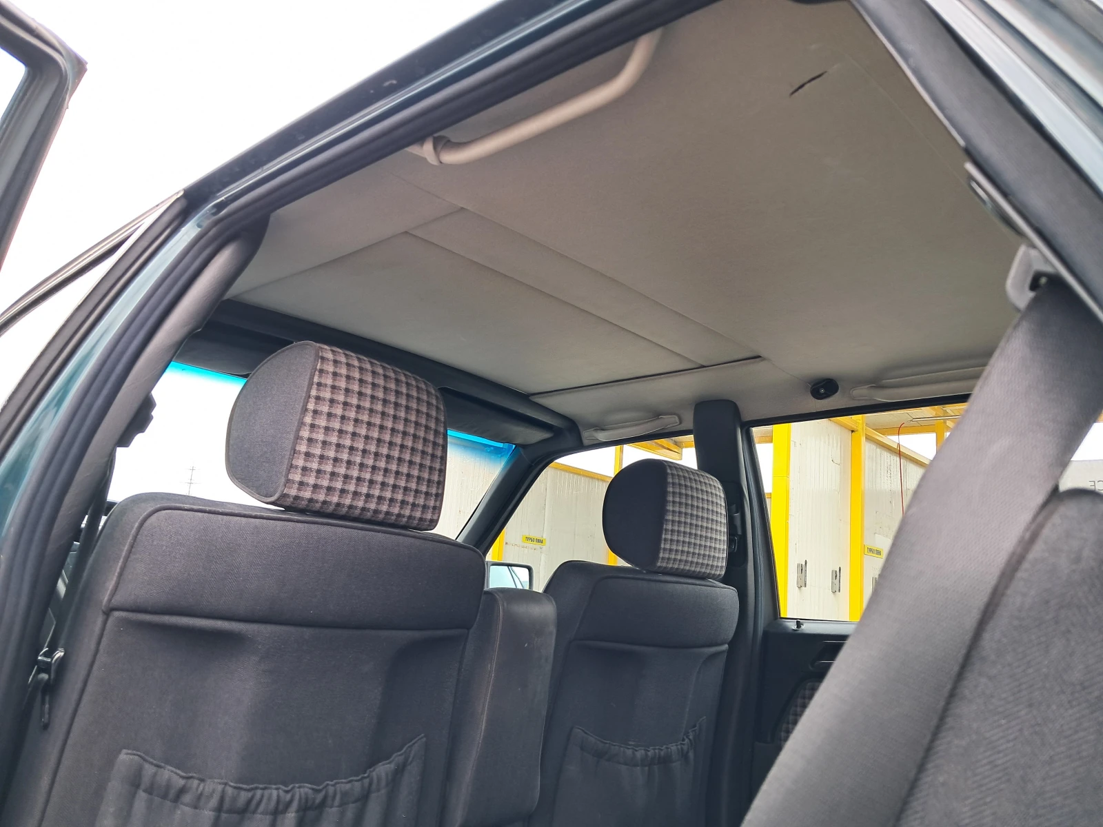 Mercedes-Benz E 300 | Mobile.bg   11