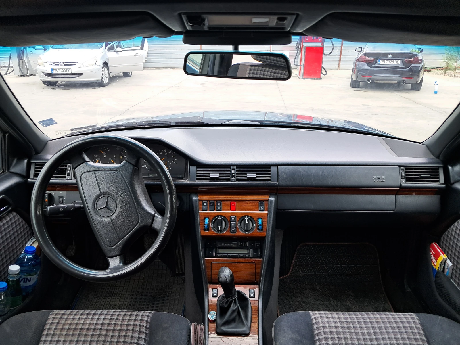 Mercedes-Benz E 300  - изображение 10