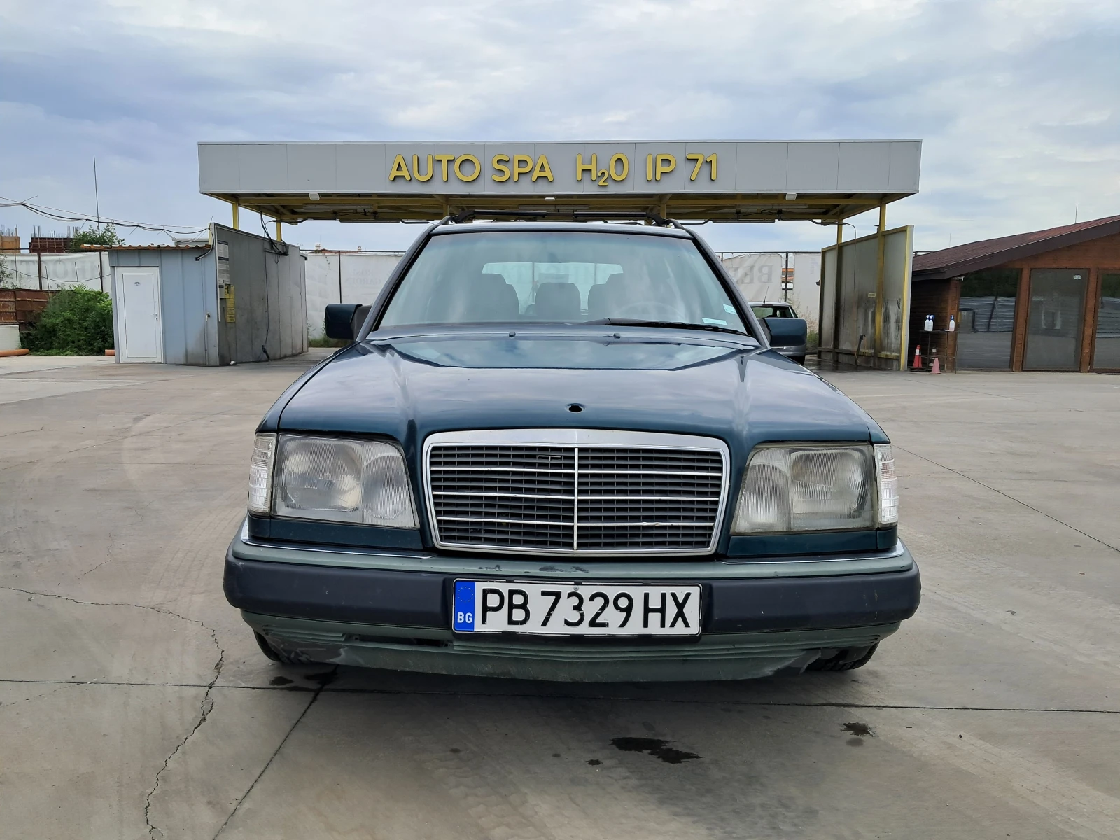 Mercedes-Benz E 300  - изображение 5