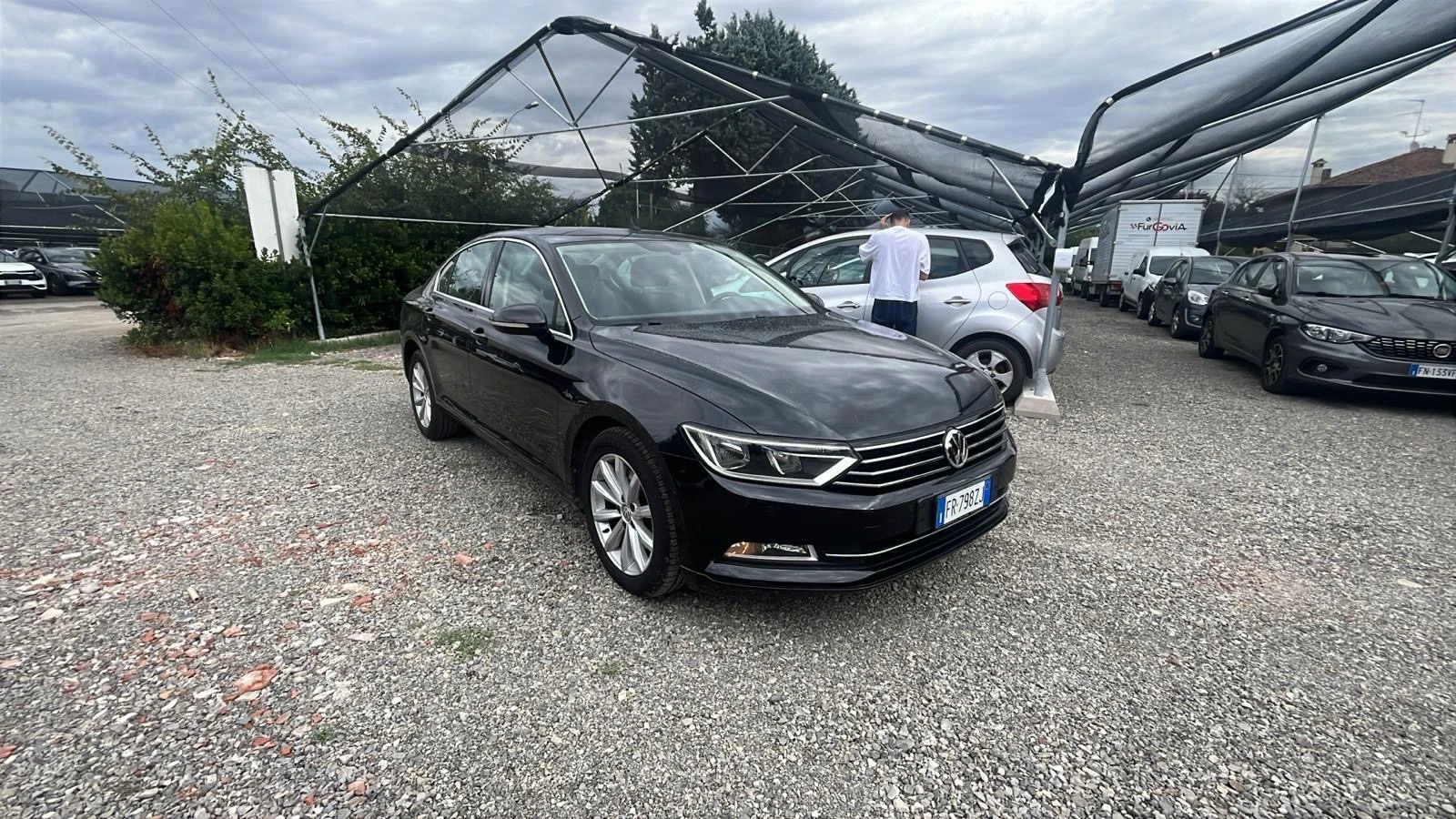 VW Passat (KATO НОВА) - изображение 2