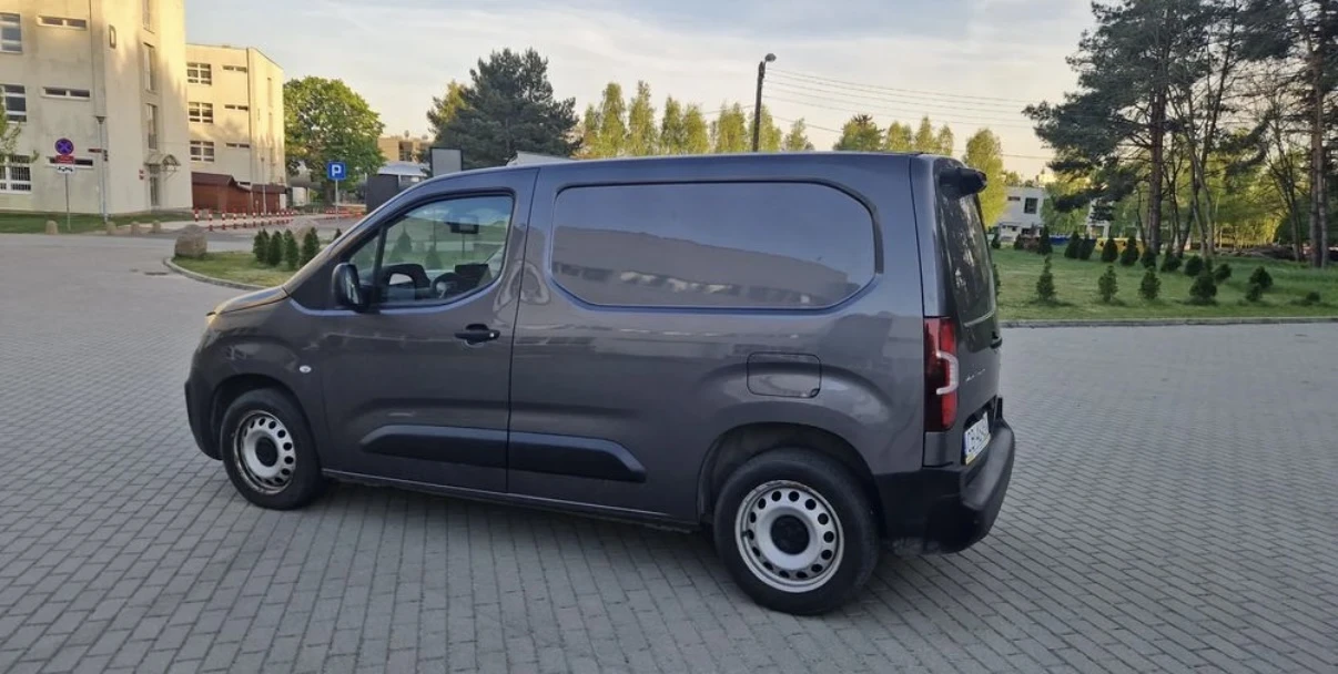 Peugeot Partner 1.5HDI Товарен 130кс Нов Внос - изображение 6