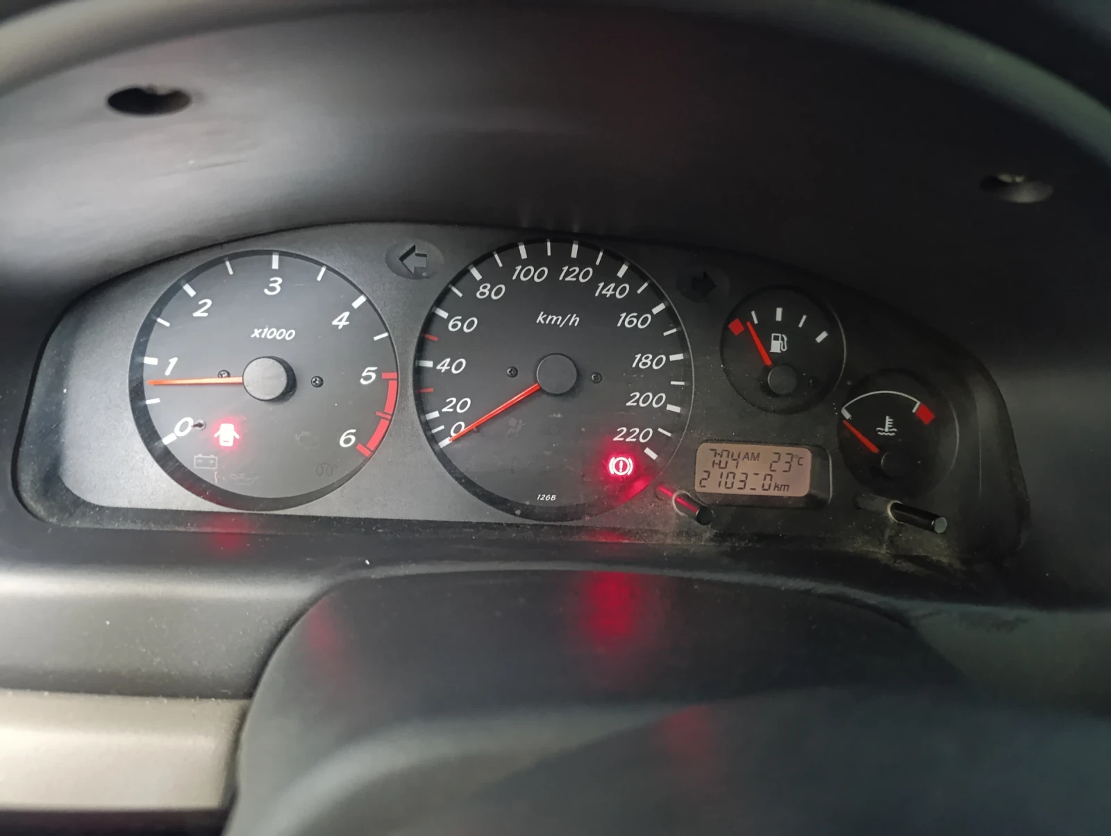 Nissan Almera  - изображение 7