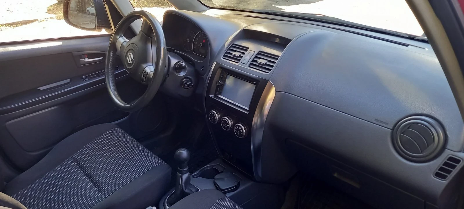 Suzuki SX4 1.6 107 к. с.  - изображение 10
