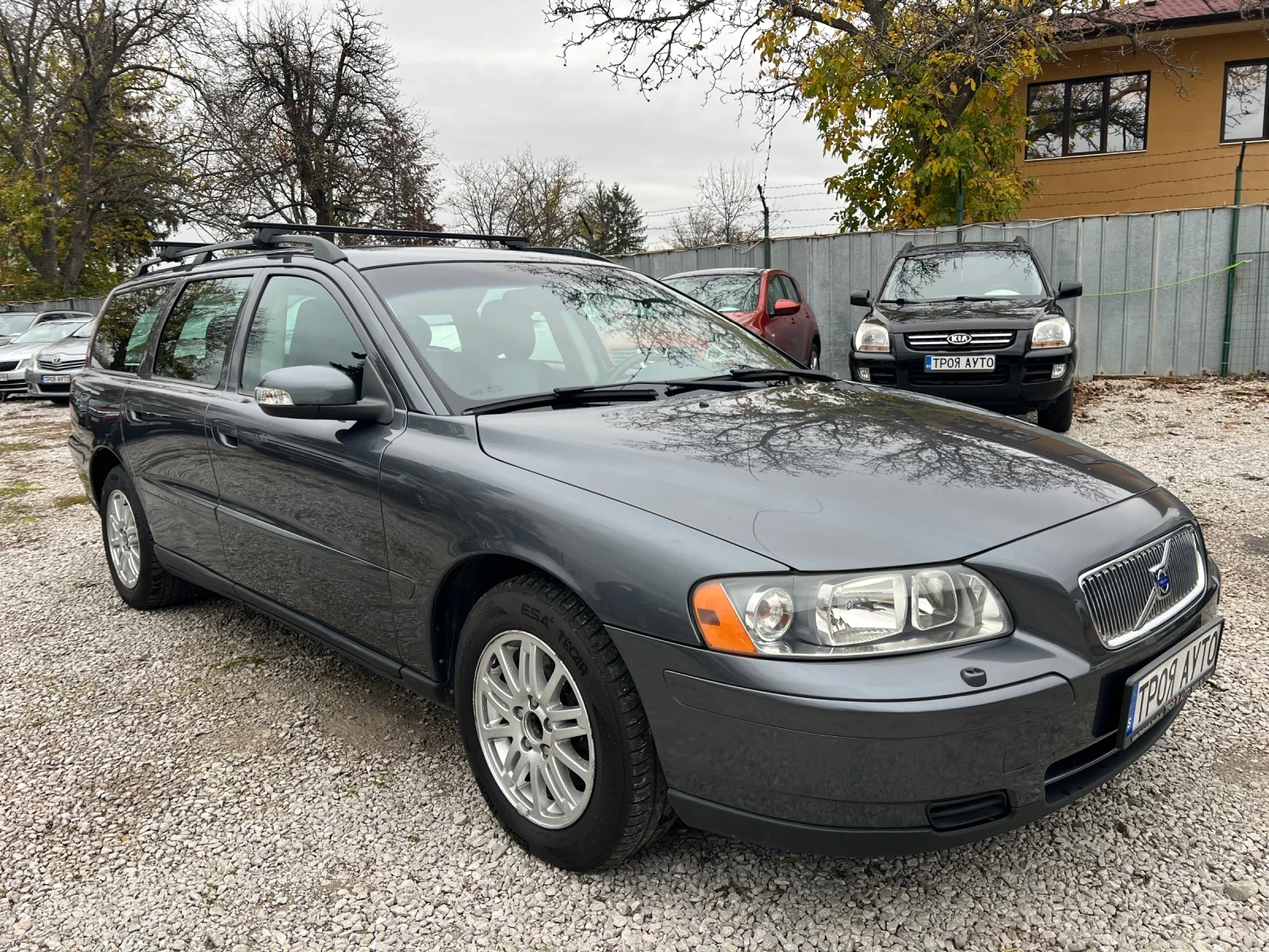 Volvo V70 2.4* ШВЕЙЦАРИЯ* НАВИ*  - изображение 3