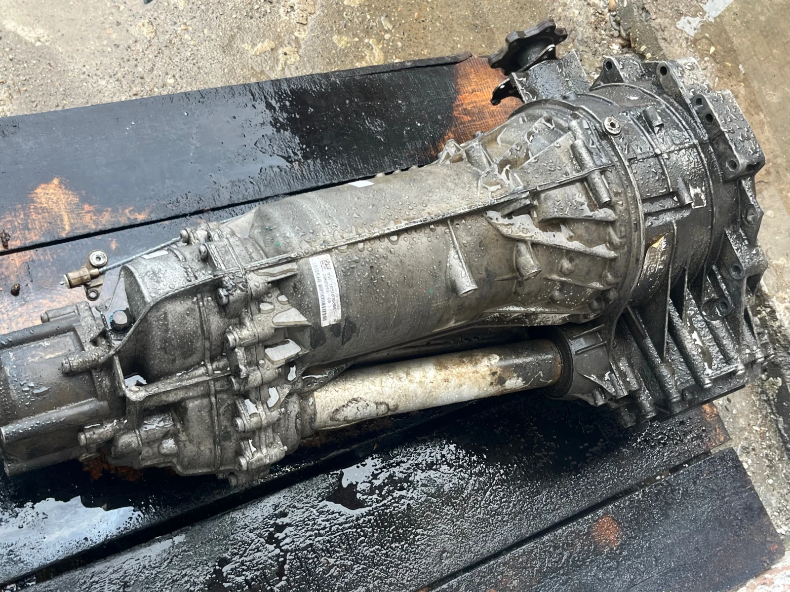 Audi A8 D4 - изображение 2