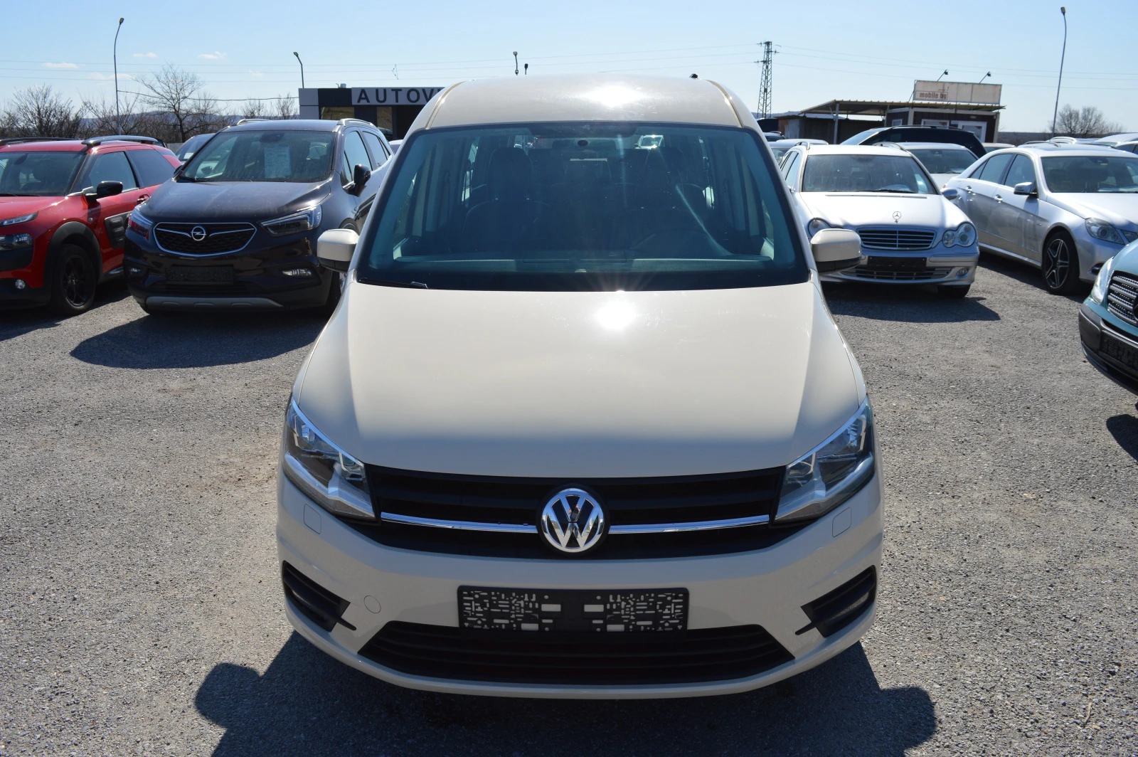 VW Caddy 2.0TDI-MAXI-7MESTA-DSG - изображение 2