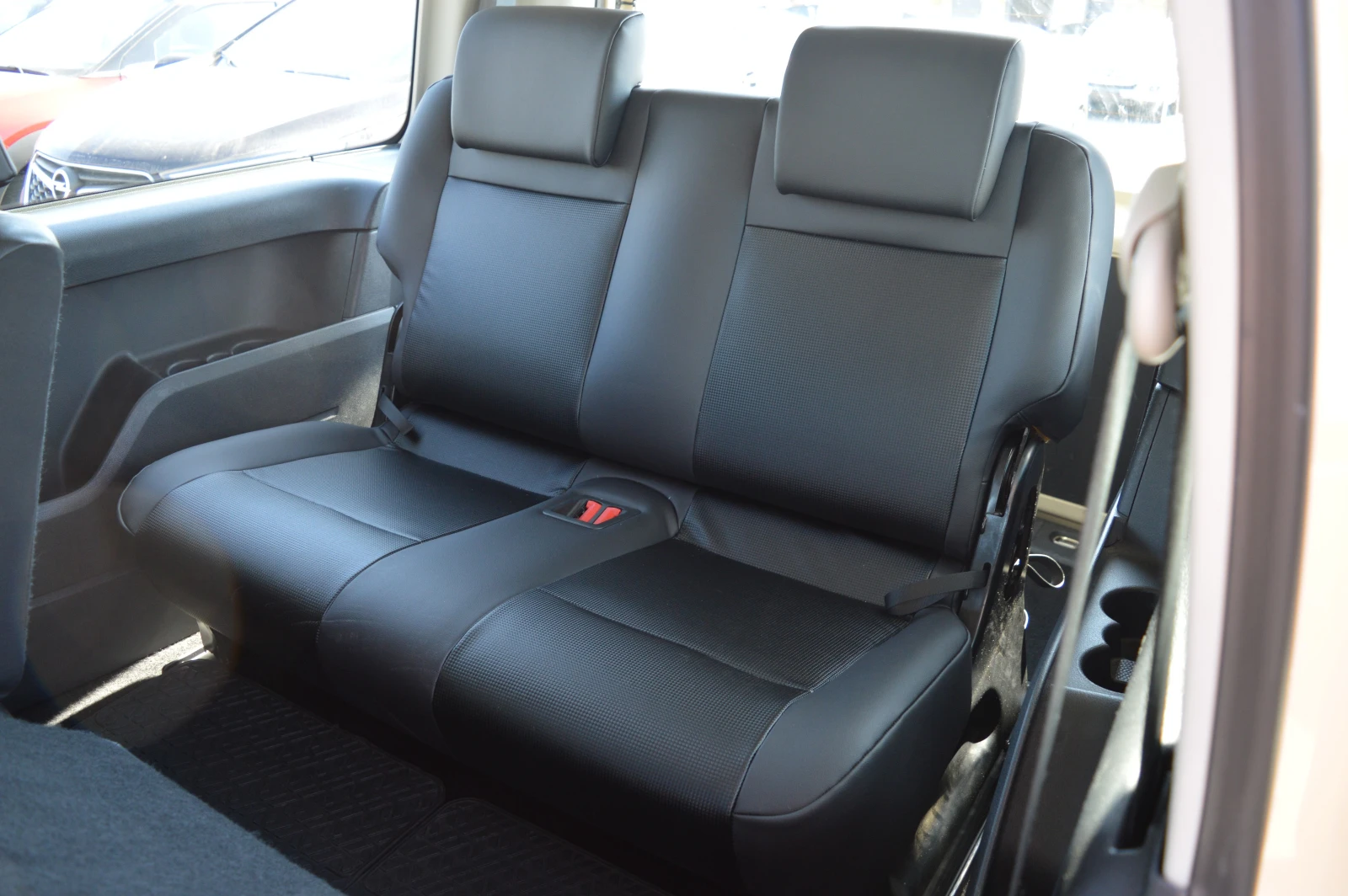 VW Caddy 2.0TDI-MAXI-7MESTA-DSG, снимка 12 - Автомобили и джипове - 53745605