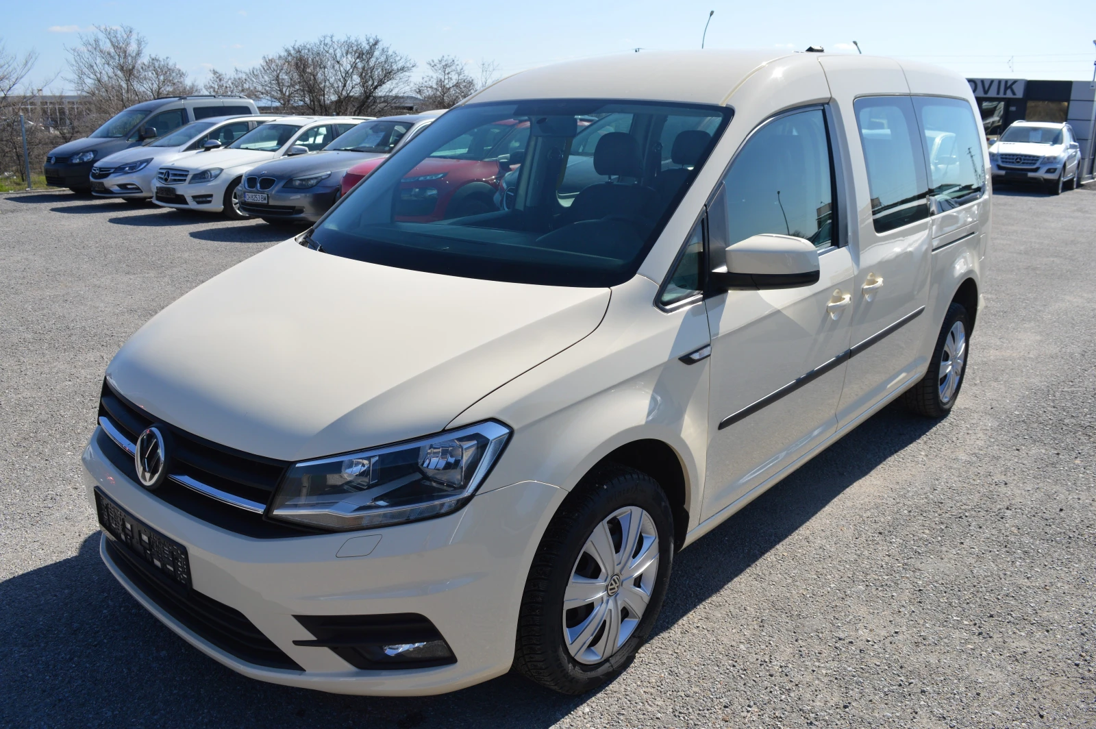 VW Caddy 2.0TDI-MAXI-7MESTA-DSG