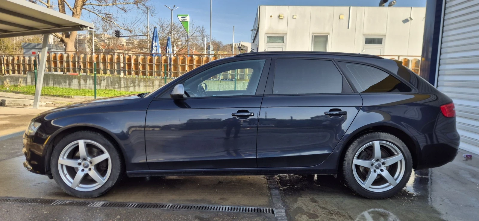 Audi A4 Автомат, снимка 4 - Автомобили и джипове - 53852431